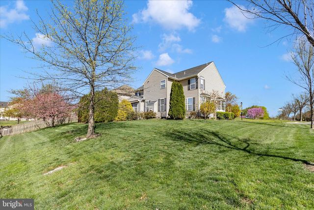 100 SUNLIGHT DR, Frederick, MD 21702