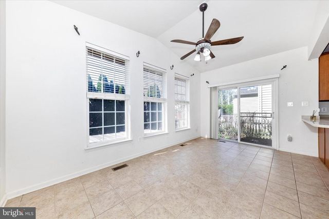 100 SUNLIGHT DR, Frederick, MD 21702