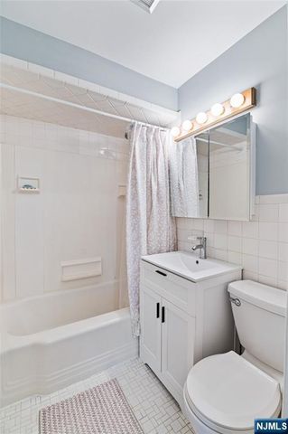 46 Linwood Avenue, Midland Park, NJ 07432