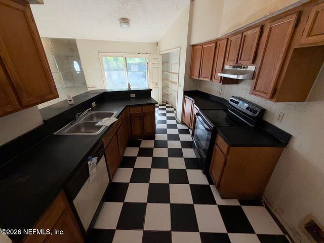 4725 CINNAMON FERN Drive, Jacksonville, FL 32210
