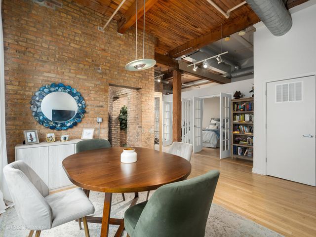 1330 W Monroe Street 410, Chicago, IL 60607