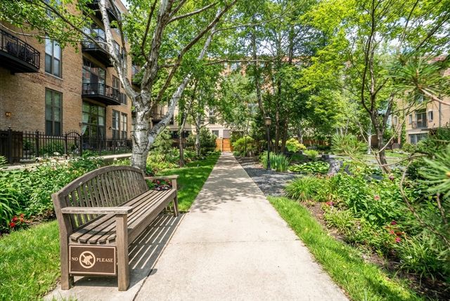 1330 W Monroe Street 410, Chicago, IL 60607