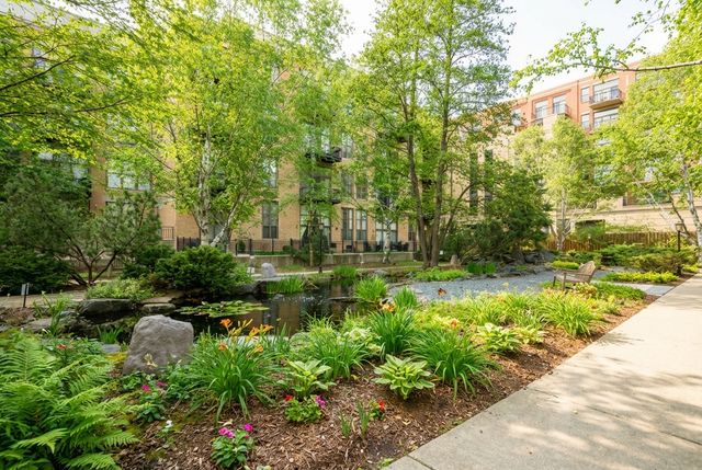 1330 W Monroe Street 410, Chicago, IL 60607