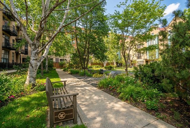 1330 W Monroe Street 410, Chicago, IL 60607