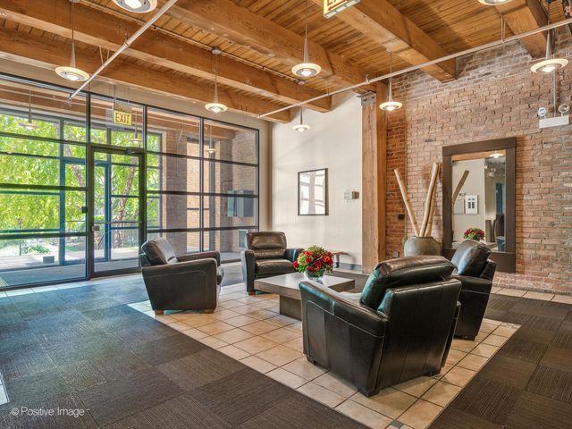 1330 W Monroe Street 410, Chicago, IL 60607