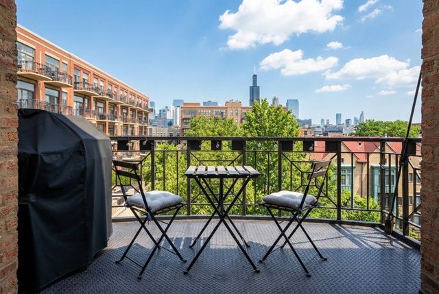 1330 W Monroe Street 410, Chicago, IL 60607