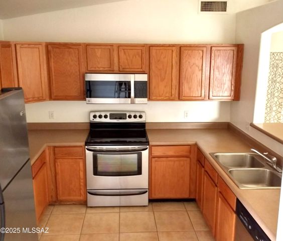 3422 N Fontana Avenue, Tucson, AZ 85705