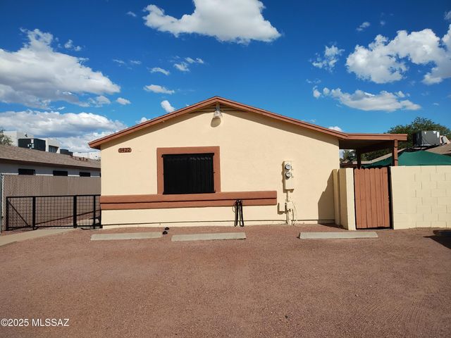 3422 N Fontana Avenue, Tucson, AZ 85705