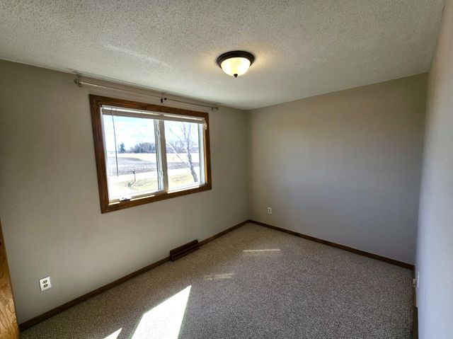 17132 River Oaks Boulevard, Fergus Falls, MN 56537