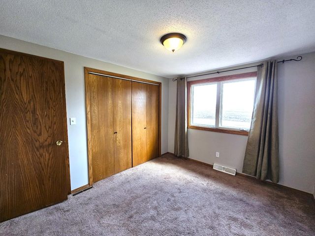 17132 River Oaks Boulevard, Fergus Falls, MN 56537