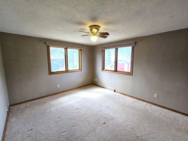 17132 River Oaks Boulevard, Fergus Falls, MN 56537