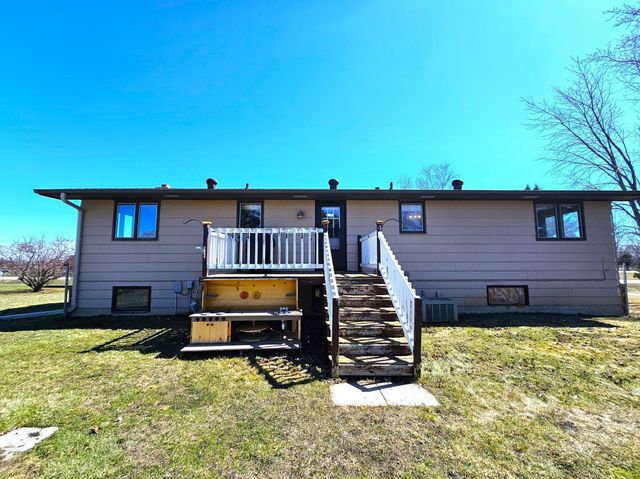 17132 River Oaks Boulevard, Fergus Falls, MN 56537