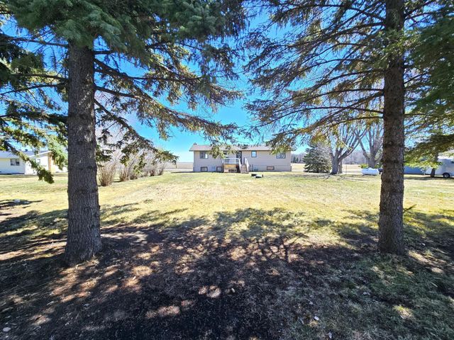 17132 River Oaks Boulevard, Fergus Falls, MN 56537