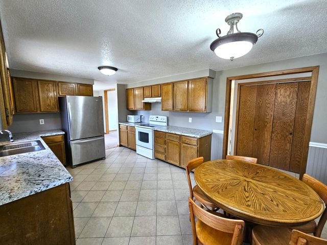 17132 River Oaks Boulevard, Fergus Falls, MN 56537