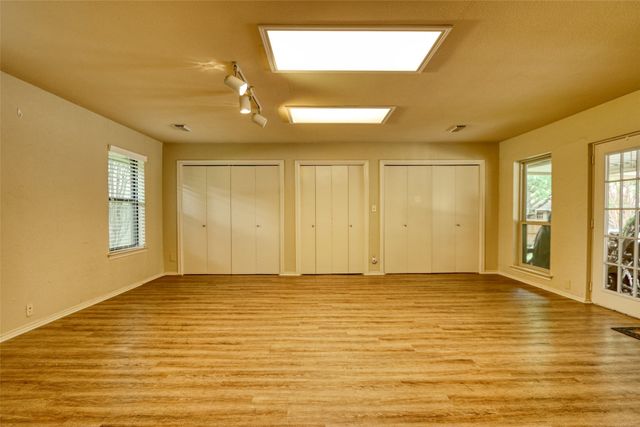 105 Santa Fe Circle, Waxahachie, TX 75165