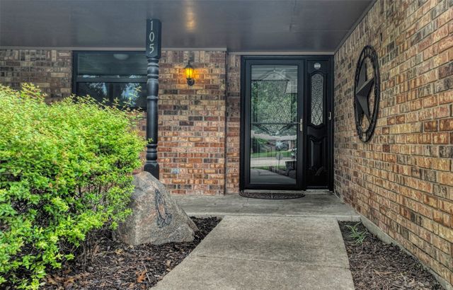 105 Santa Fe Circle, Waxahachie, TX 75165