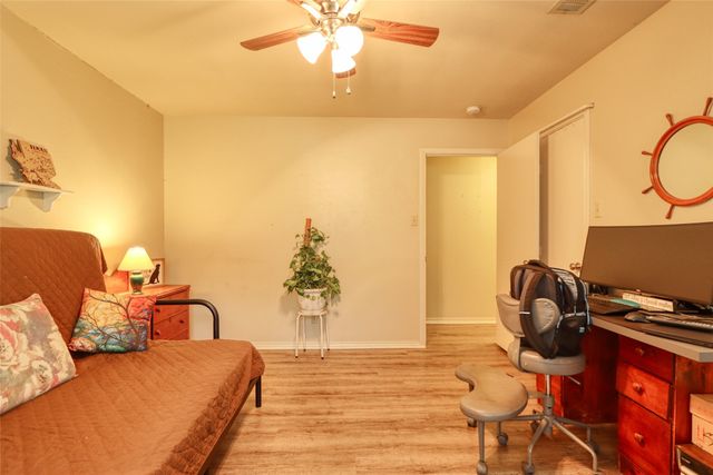 105 Santa Fe Circle, Waxahachie, TX 75165