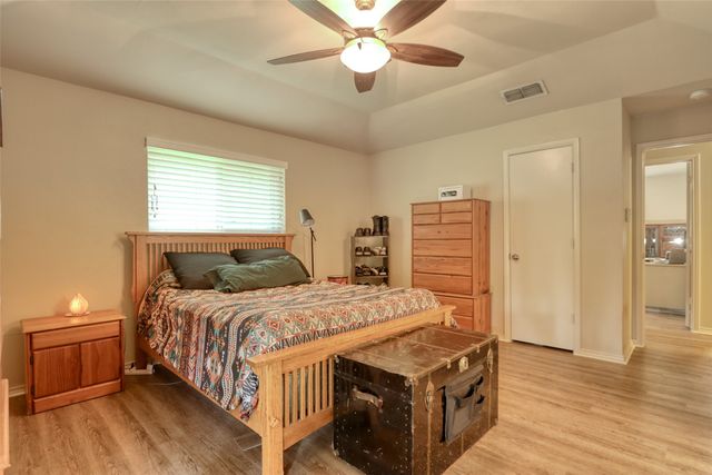 105 Santa Fe Circle, Waxahachie, TX 75165