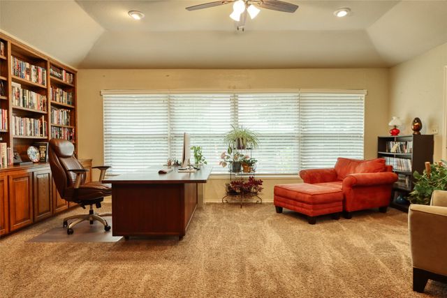 105 Santa Fe Circle, Waxahachie, TX 75165