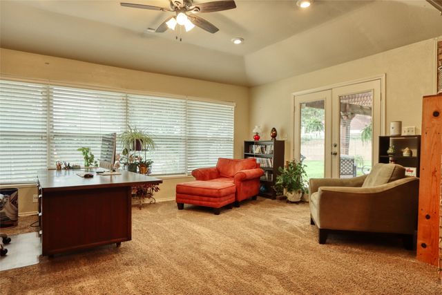 105 Santa Fe Circle, Waxahachie, TX 75165