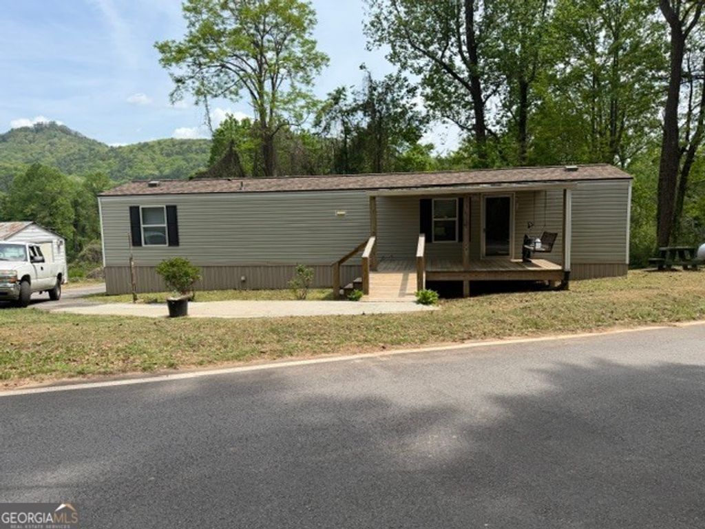 9 Fernwood Lane, Clayton, GA 30525