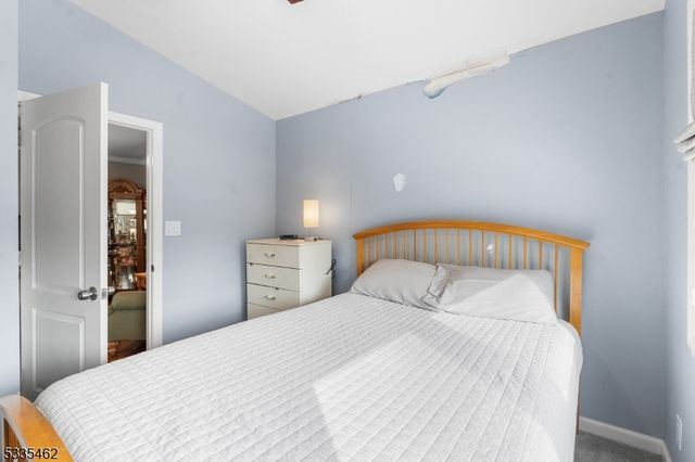 34 Northwestern Trl, Hopatcong Boro, NJ 07843