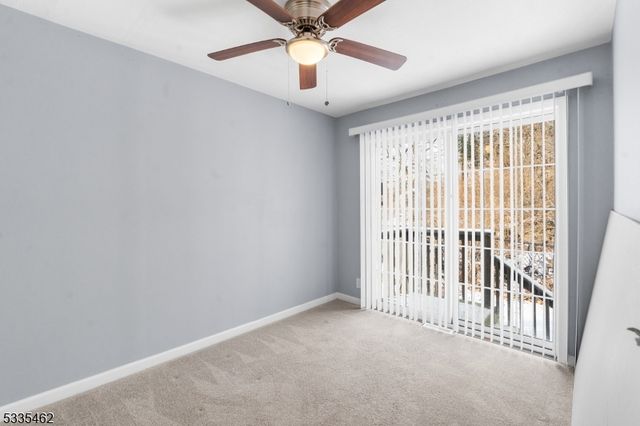 34 Northwestern Trl, Hopatcong Boro, NJ 07843