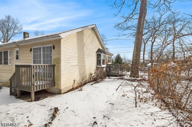 34 Northwestern Trl, Hopatcong Boro, NJ 07843