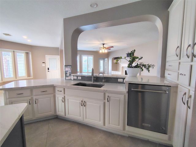 5515 Dawnington Place, Sugar Land, TX 77479