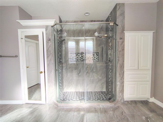 5515 Dawnington Place, Sugar Land, TX 77479