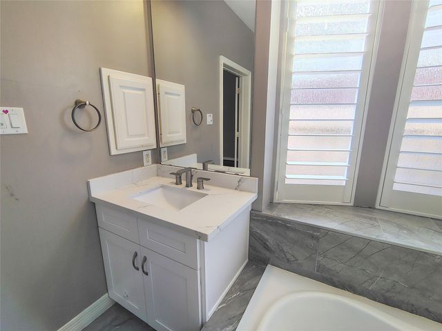 5515 Dawnington Place, Sugar Land, TX 77479