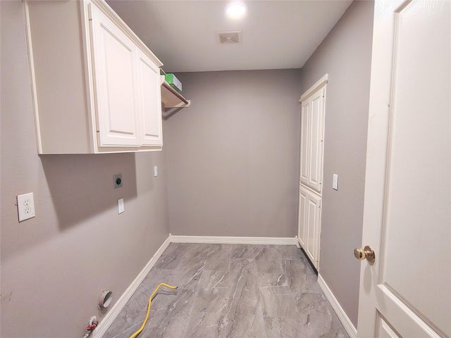 5515 Dawnington Place, Sugar Land, TX 77479