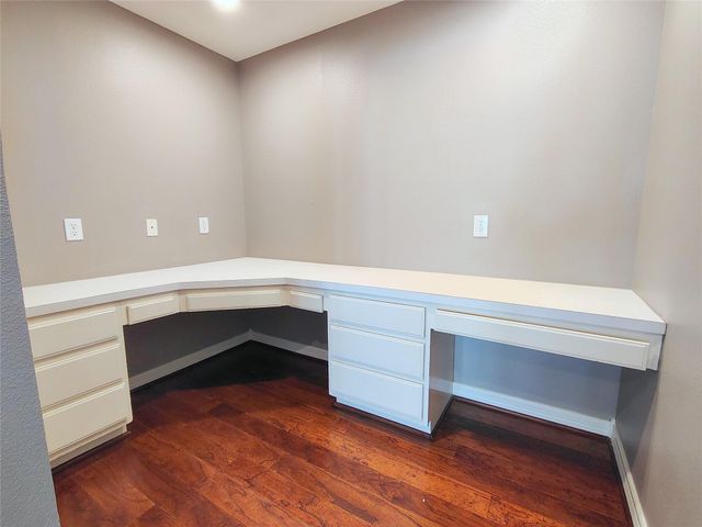 5515 Dawnington Place, Sugar Land, TX 77479