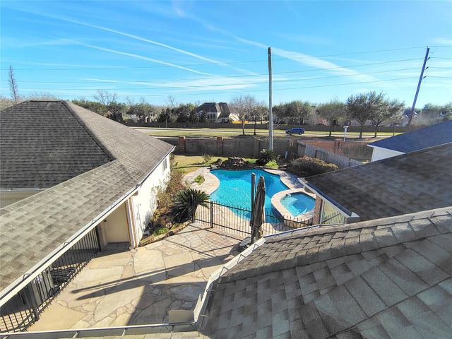 5515 Dawnington Place, Sugar Land, TX 77479