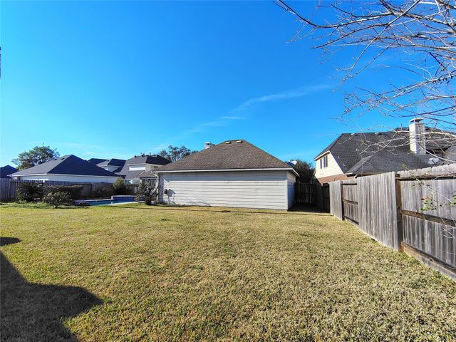 5515 Dawnington Place, Sugar Land, TX 77479