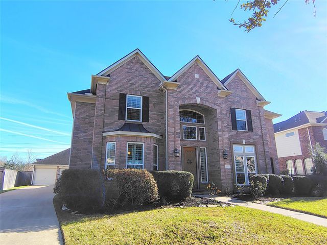 5515 Dawnington Place, Sugar Land, TX 77479