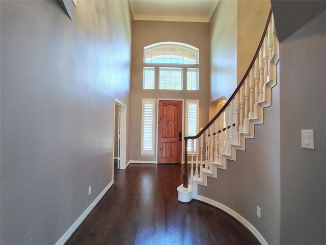 5515 Dawnington Place, Sugar Land, TX 77479