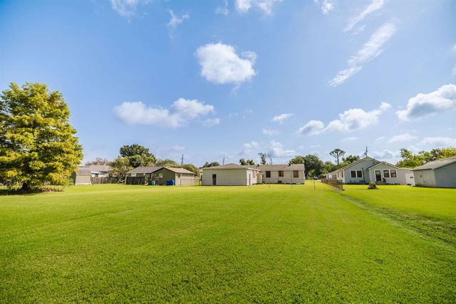 1409 Himalaya Ave, Thibodaux, LA 70301