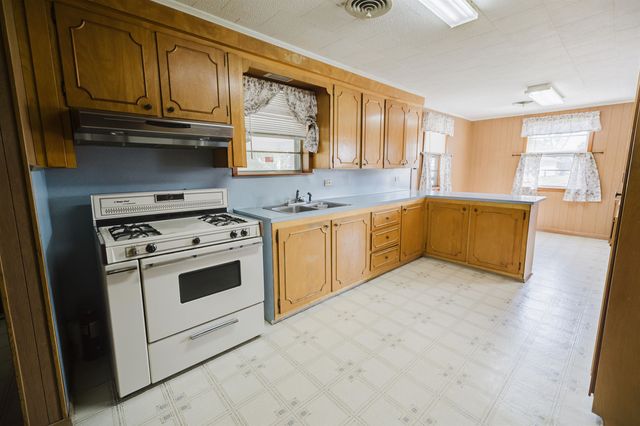 1409 Himalaya Ave, Thibodaux, LA 70301