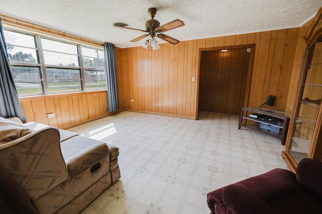 1409 Himalaya Ave, Thibodaux, LA 70301