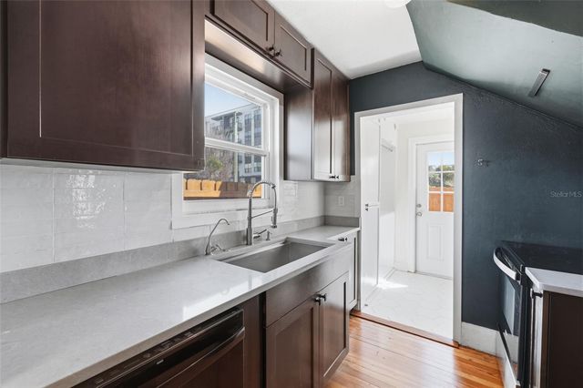 6005 N TAMPA STREET, Tampa, FL 33604