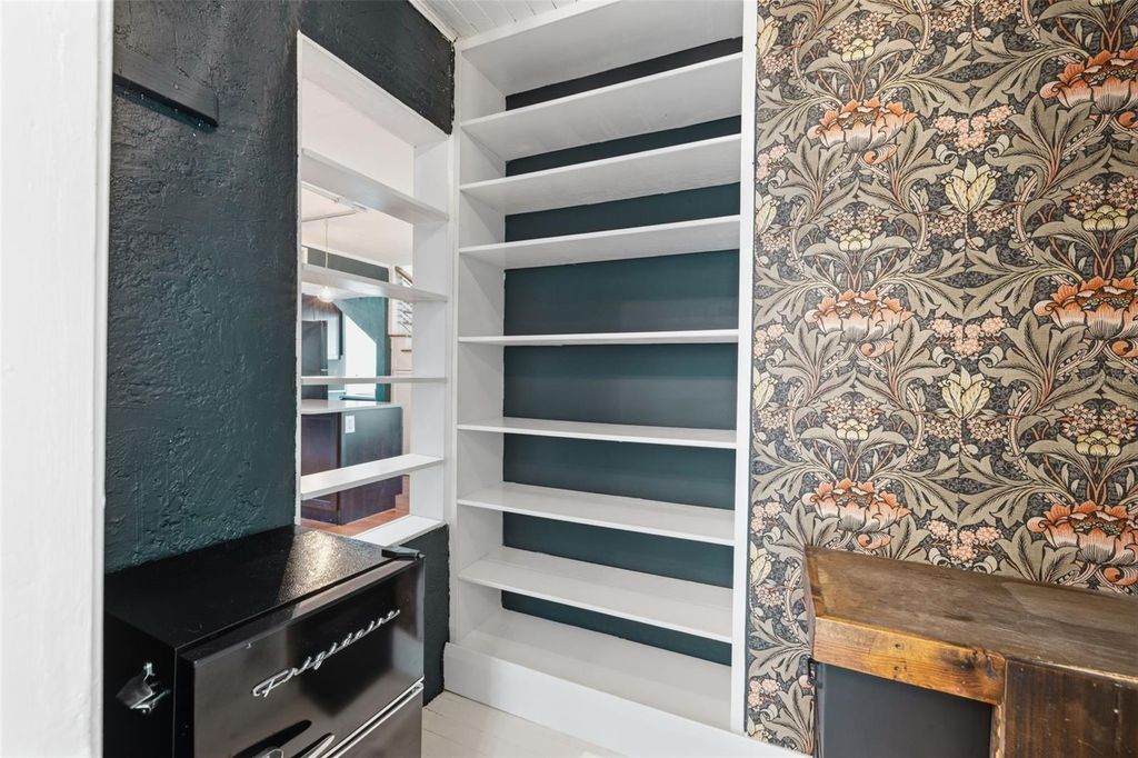 Image 14 of property listing at 6005 N TAMPA STREET, Tampa, FL 33604