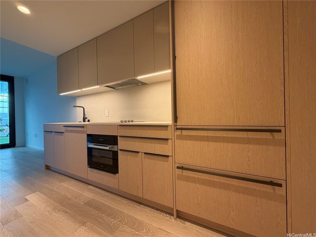 333 Ward Avenue 220, Honolulu, HI 96814