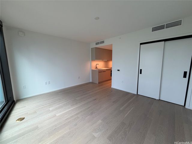 333 Ward Avenue 220, Honolulu, HI 96814