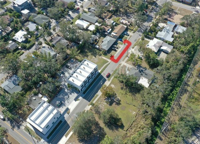 1744 10th Street, Sarasota, FL 34236