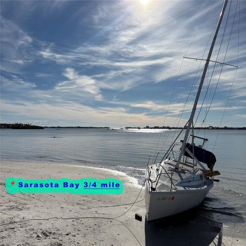 1744 10th Street, Sarasota, FL 34236