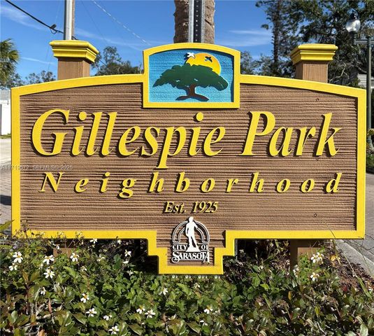 1744 10th Street, Sarasota, FL 34236