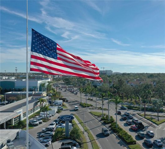 1744 10th Street, Sarasota, FL 34236