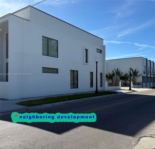 1744 10th Street, Sarasota, FL 34236