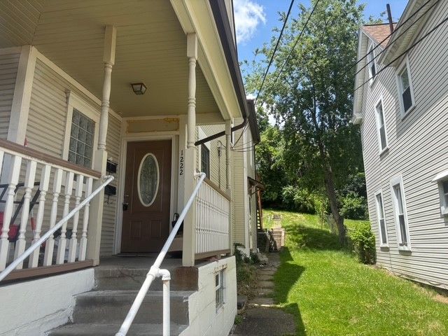 1222 Broadway Ave 2, East Mckeesport, PA 15035